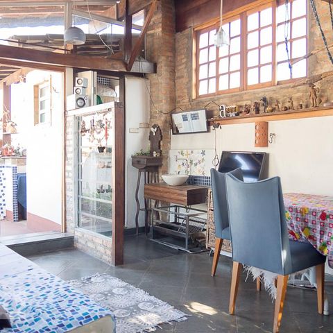 Casa à venda com 230m², 3 quartos e 2 vagasCobertura