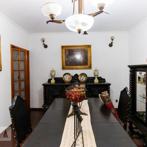 Casa à venda com 330m², 4 quartos e sem vagaSala de Jantar