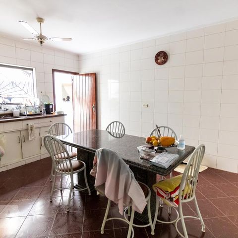 Casa à venda com 330m², 4 quartos e sem vagaCozinha