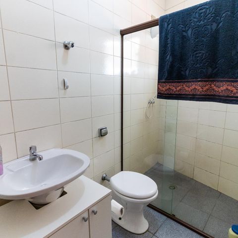 Casa à venda com 330m², 4 quartos e sem vagaBanheiro da Suíte 4