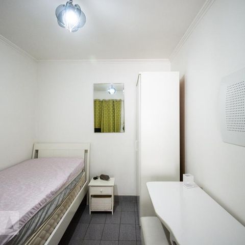 Casa à venda com 300m², 7 quartos e 3 vagasQuarto 3