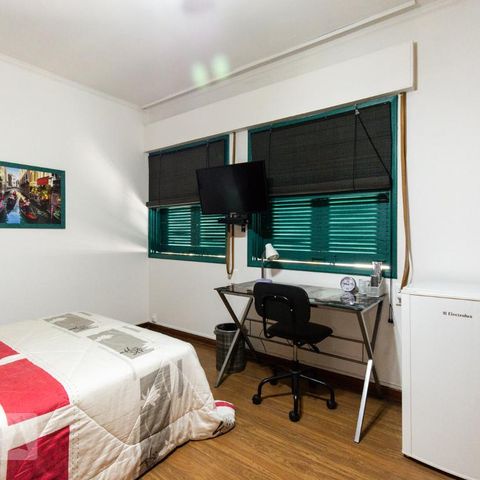 Casa à venda com 300m², 7 quartos e 3 vagasQuarto
