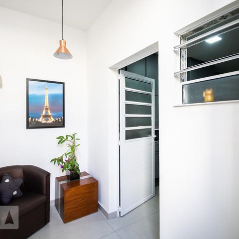Casa à venda com 300m², 7 quartos e 3 vagasCorredor