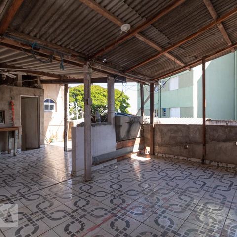 Casa à venda com 77m², 2 quartos e 1 vagaChurrasqueira