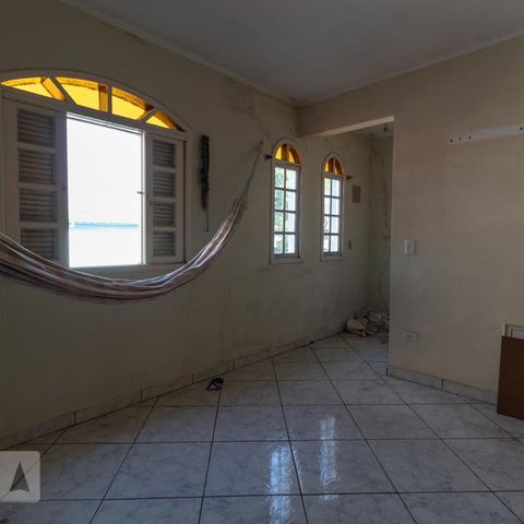Casa à venda com 77m², 2 quartos e 1 vagaQuarto 1