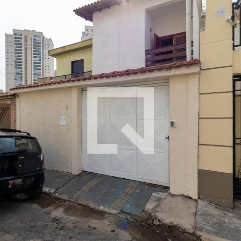Casa à venda com 400m², 3 quartos e 2 vagasFachada