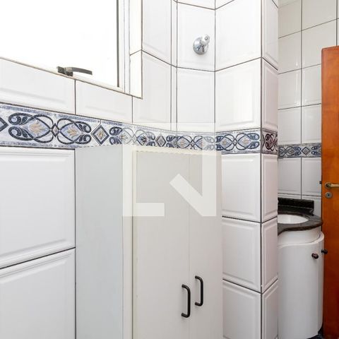 Casa à venda com 400m², 3 quartos e 2 vagasBanheiro Social 