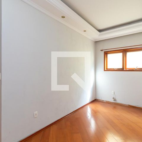 Casa à venda com 400m², 3 quartos e 2 vagasHall dos Quartos