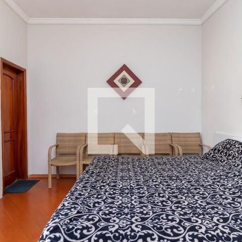 Casa à venda com 400m², 3 quartos e 2 vagasSuíte