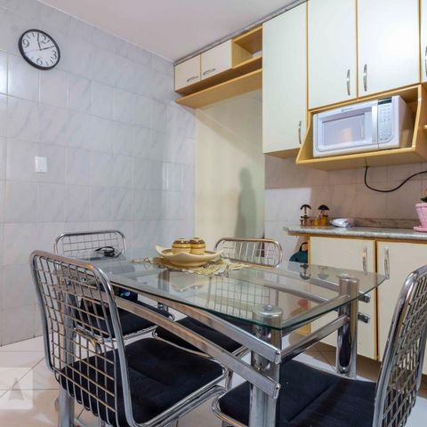 Casa à venda com 125m², 8 quartos e 2 vagasCozinha