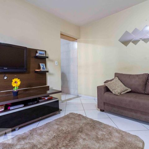 Casa à venda com 125m², 8 quartos e 2 vagasSala