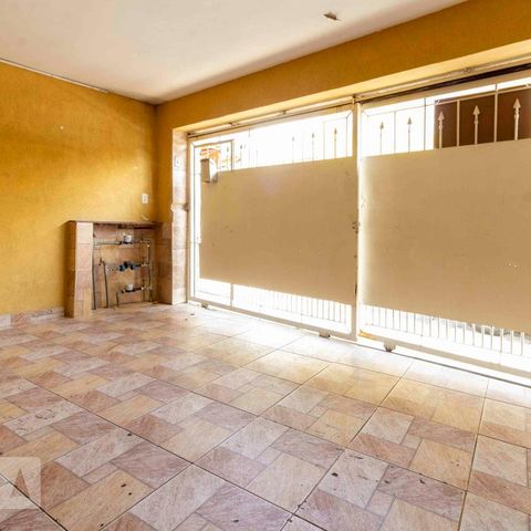Casa à venda com 125m², 8 quartos e 2 vagasGaragem