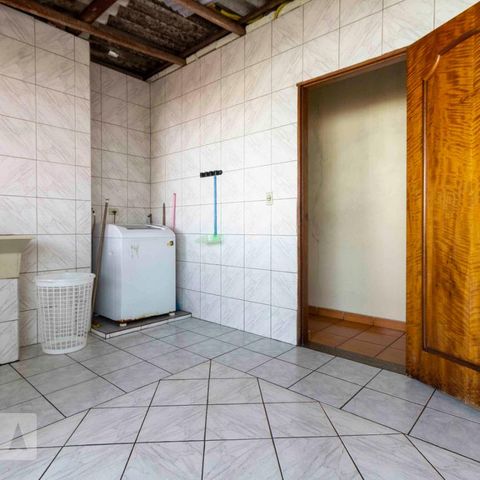 Casa à venda com 125m², 8 quartos e 2 vagasÁrea de Serviço