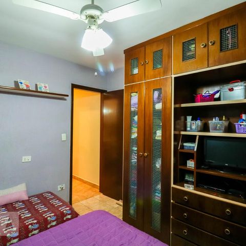 Casa para alugar com 250m², 3 quartos e 2 vagasQuarto 1