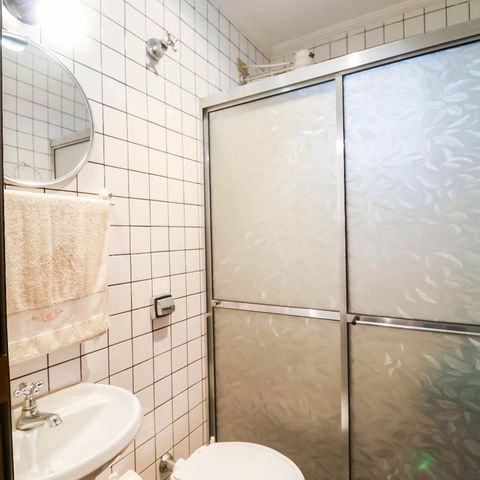 Casa para alugar com 250m², 3 quartos e 2 vagasBanheiro 3
