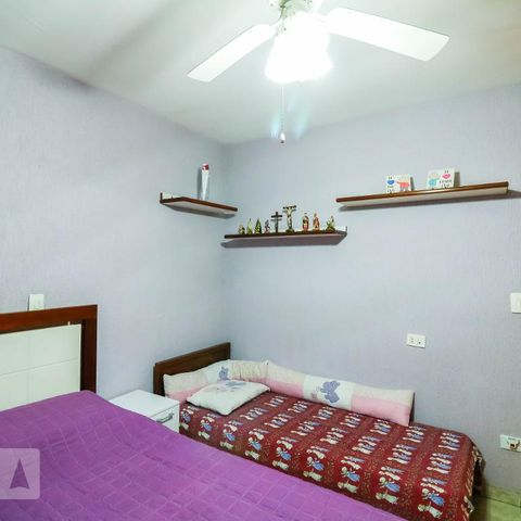 Casa para alugar com 250m², 3 quartos e 2 vagasQuarto 1
