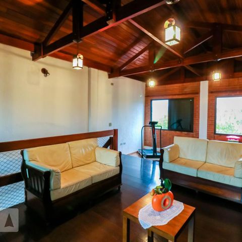 Casa para alugar com 250m², 3 quartos e 2 vagasSalão de Festas