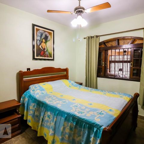 Casa para alugar com 250m², 3 quartos e 2 vagasSuíte