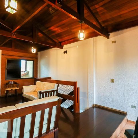 Casa para alugar com 250m², 3 quartos e 2 vagasSalão de Festas