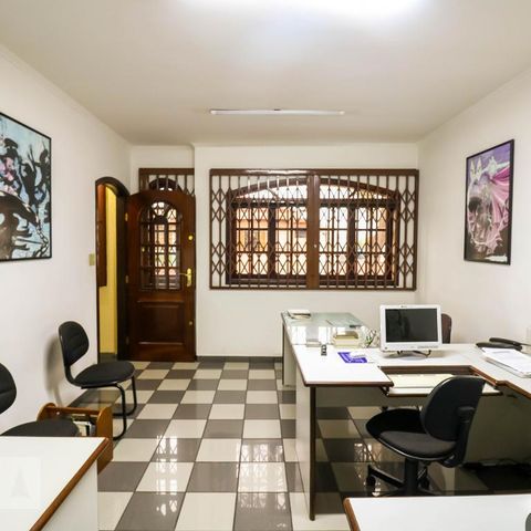 Casa para alugar com 250m², 3 quartos e 2 vagasEscritório