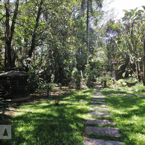 Casa para alugar com 500m², 5 quartos e 4 vagasÁrea Externa
