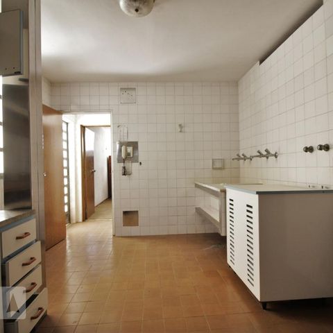 Casa para alugar com 500m², 5 quartos e 4 vagasÁrea de Serviço
