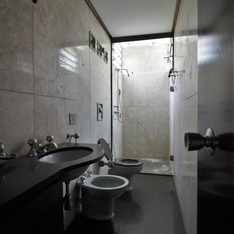 Casa para alugar com 500m², 5 quartos e 4 vagasBanheiro