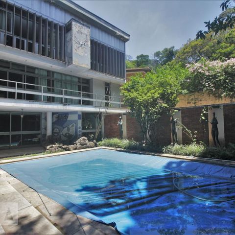 Casa para alugar com 500m², 5 quartos e 4 vagasÁrea Externa