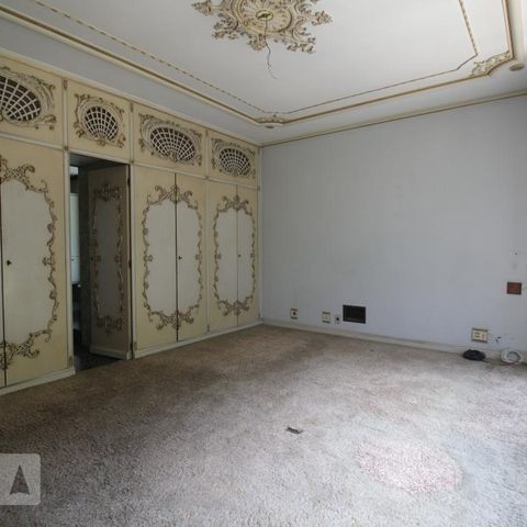 Casa para alugar com 500m², 5 quartos e 4 vagasSuíte