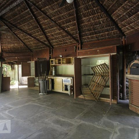Casa para alugar com 500m², 5 quartos e 4 vagasÁrea Externa