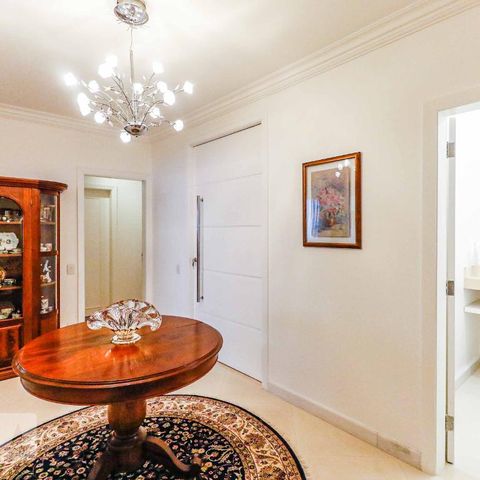 Apartamento à venda com 440m², 4 quartos e 3 vagasHall apartamento