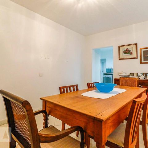 Apartamento à venda com 440m², 4 quartos e 3 vagasCopa