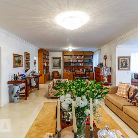 Apartamento à venda com 440m², 4 quartos e 3 vagasSala de estar