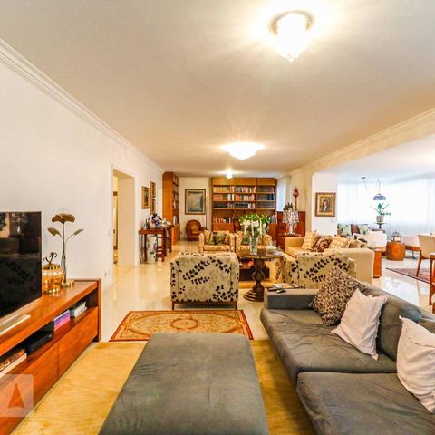 Apartamento à venda com 440m², 4 quartos e 3 vagasSala de TV