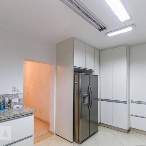 Apartamento à venda com 440m², 4 quartos e 3 vagasCozinha