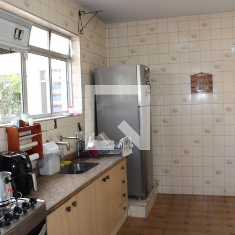 Casa à venda com 210m², 5 quartos e 2 vagasCozinha
