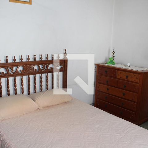 Casa à venda com 210m², 5 quartos e 2 vagasQuarto Suíte