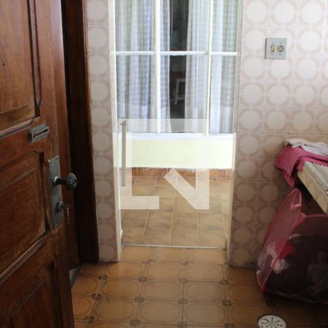 Casa à venda com 210m², 5 quartos e 2 vagasÁrea de Serviço