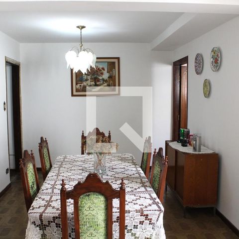 Casa à venda com 210m², 5 quartos e 2 vagasSala 2