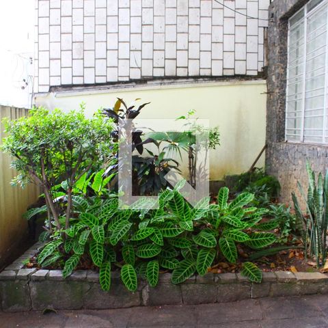 Casa à venda com 210m², 5 quartos e 2 vagasJardim