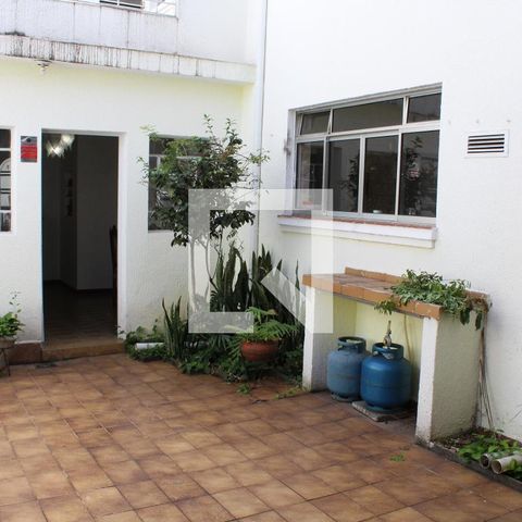Casa à venda com 210m², 5 quartos e 2 vagasQuintal