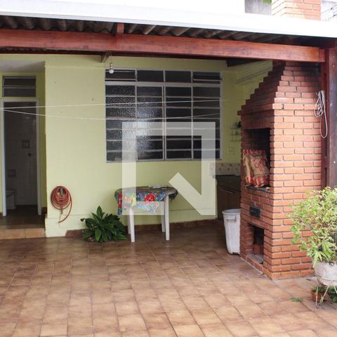 Casa à venda com 210m², 5 quartos e 2 vagasQuintal / Churrasqueira