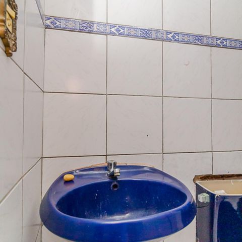 Casa de condomínio à venda com 75m², 2 quartos e sem vagaBanheiro