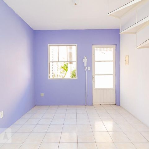 Casa de condomínio à venda com 75m², 2 quartos e sem vagaSala