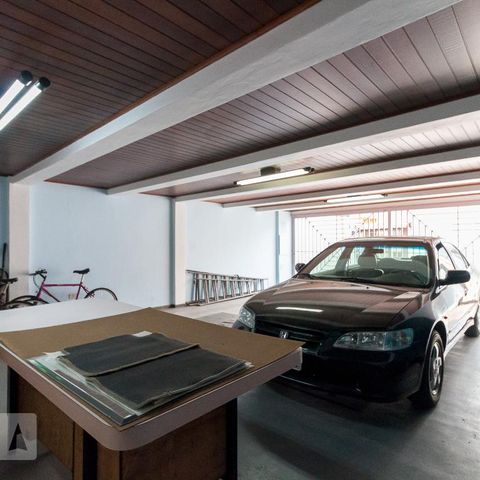 Casa à venda com 326m², 3 quartos e 6 vagasGaragem