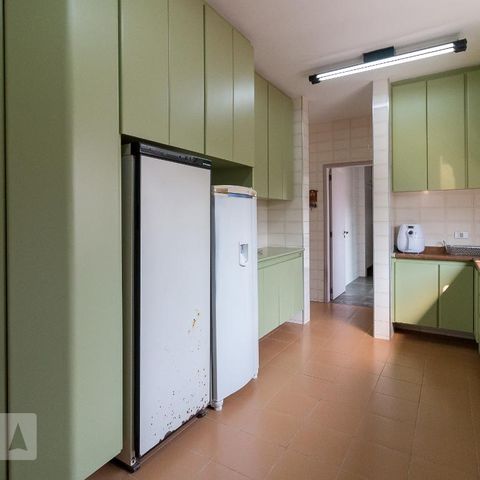Casa à venda com 326m², 3 quartos e 6 vagasCozinha