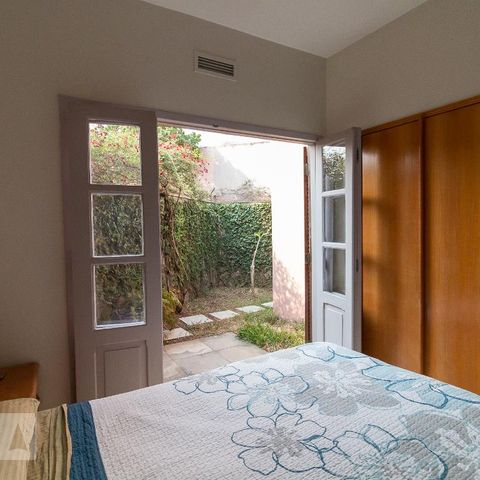 Casa à venda com 326m², 3 quartos e 6 vagasQuarto 2 suíte