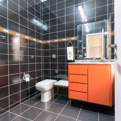 Casa à venda com 326m², 3 quartos e 6 vagasBanheiro quarto 3 suíte