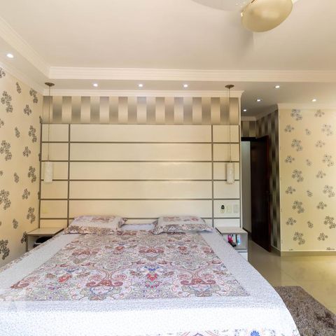 Casa à venda com 200m², 3 quartos e 6 vagasSuíte 1