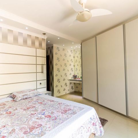 Casa à venda com 200m², 3 quartos e 6 vagasSuíte 1